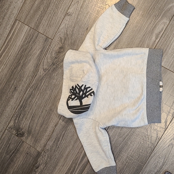 Timberland Infant Boys sz 12M Sweatshirt w/hoodie good used condition - Picture 6 of 6